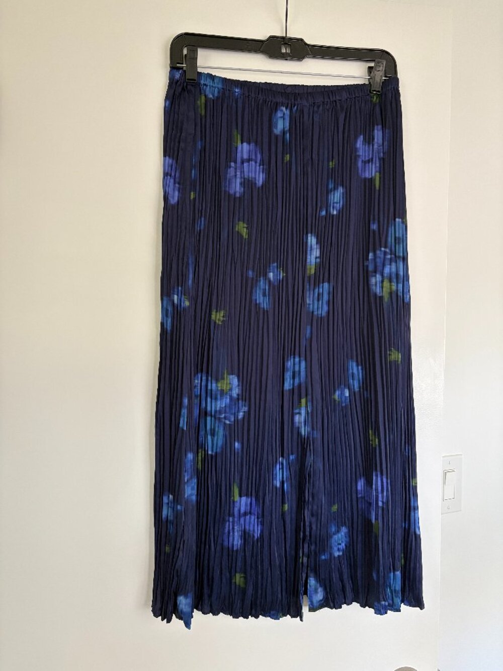 Vince Poppy Blue and Purple Satin Column Midi Skirt XS NWT